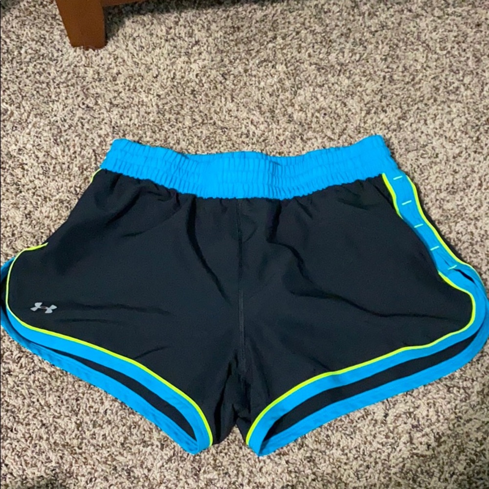Under Armor Semi-Fitted HeatGear athletic shorts